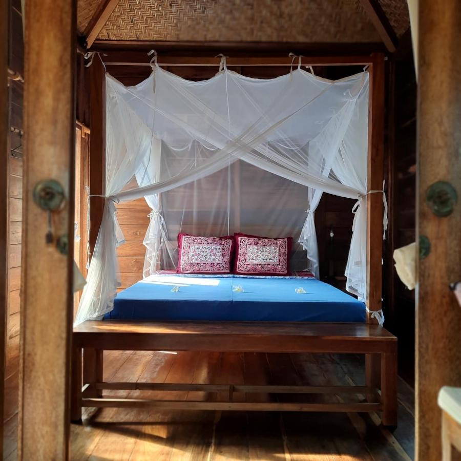 Harry'S Ocean House Pacitan Daire Dış mekan fotoğraf