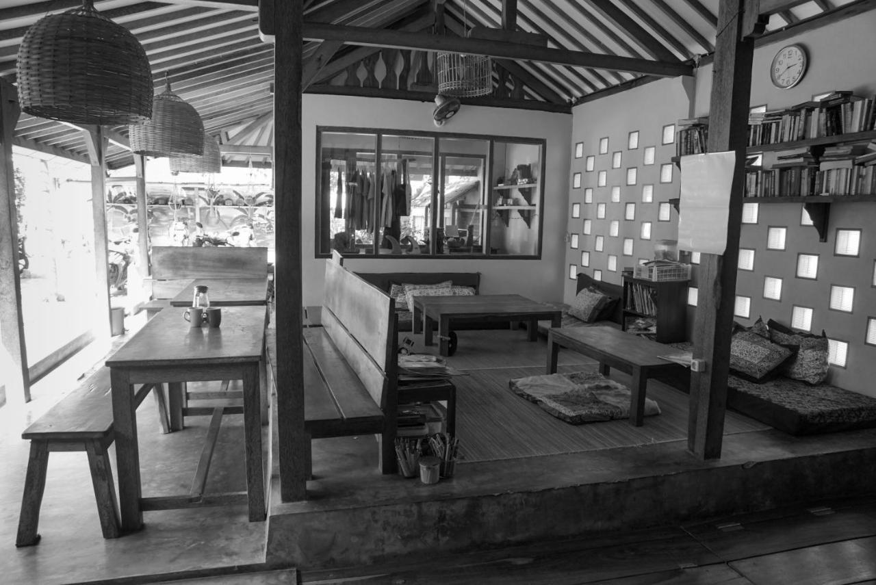 Harry'S Ocean House Pacitan Daire Dış mekan fotoğraf