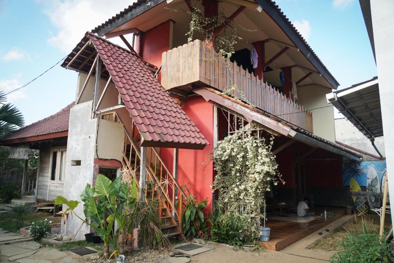 Harry'S Ocean House Pacitan Daire Dış mekan fotoğraf