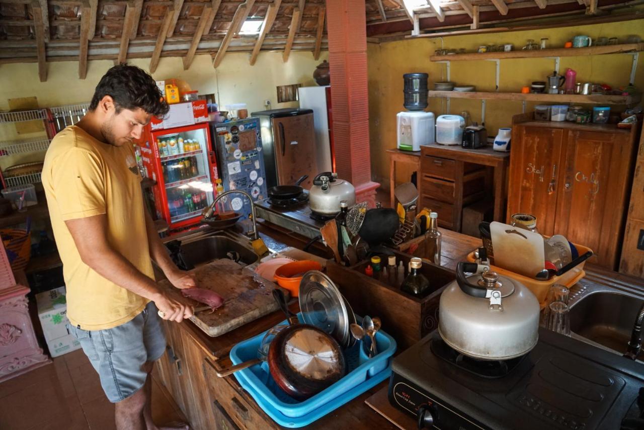 Harry'S Ocean House Pacitan Daire Dış mekan fotoğraf